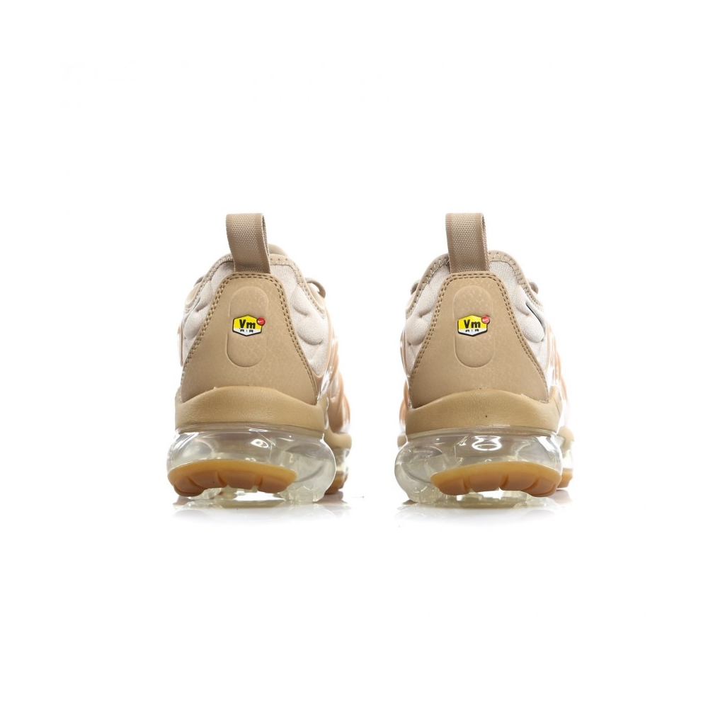 tan vapormax plus