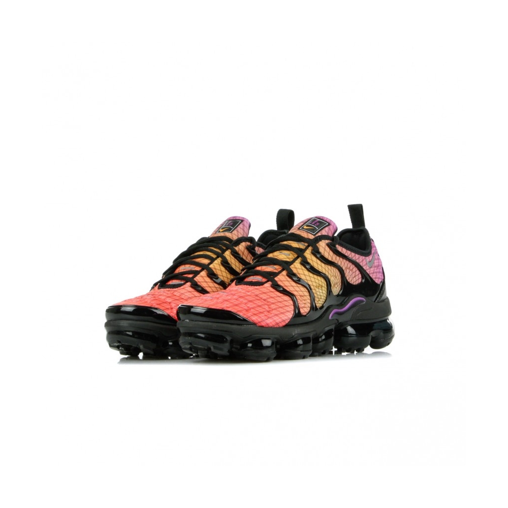 nike vapormax plus bright crimson