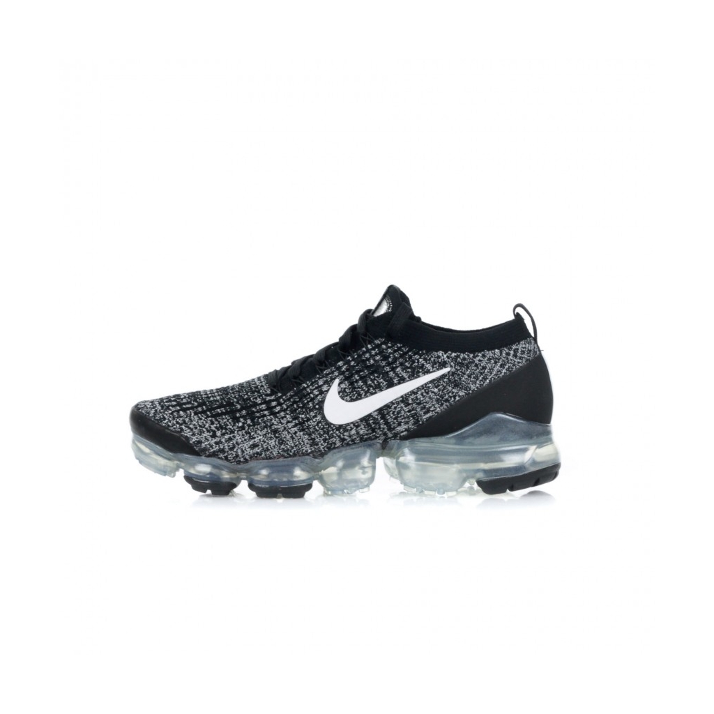 Nike air vapormax flyknit 2 black white  and  metallic silver sale