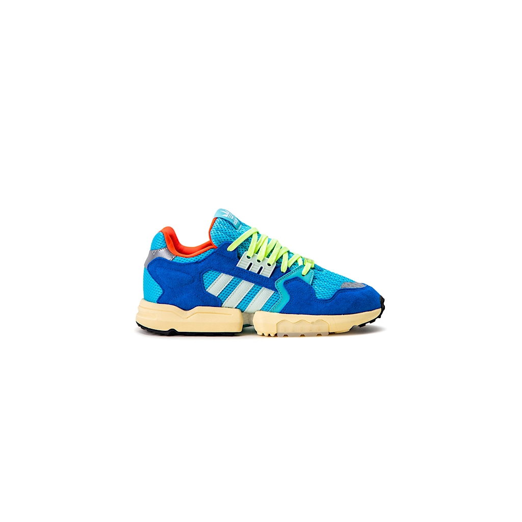 ee4787 adidas