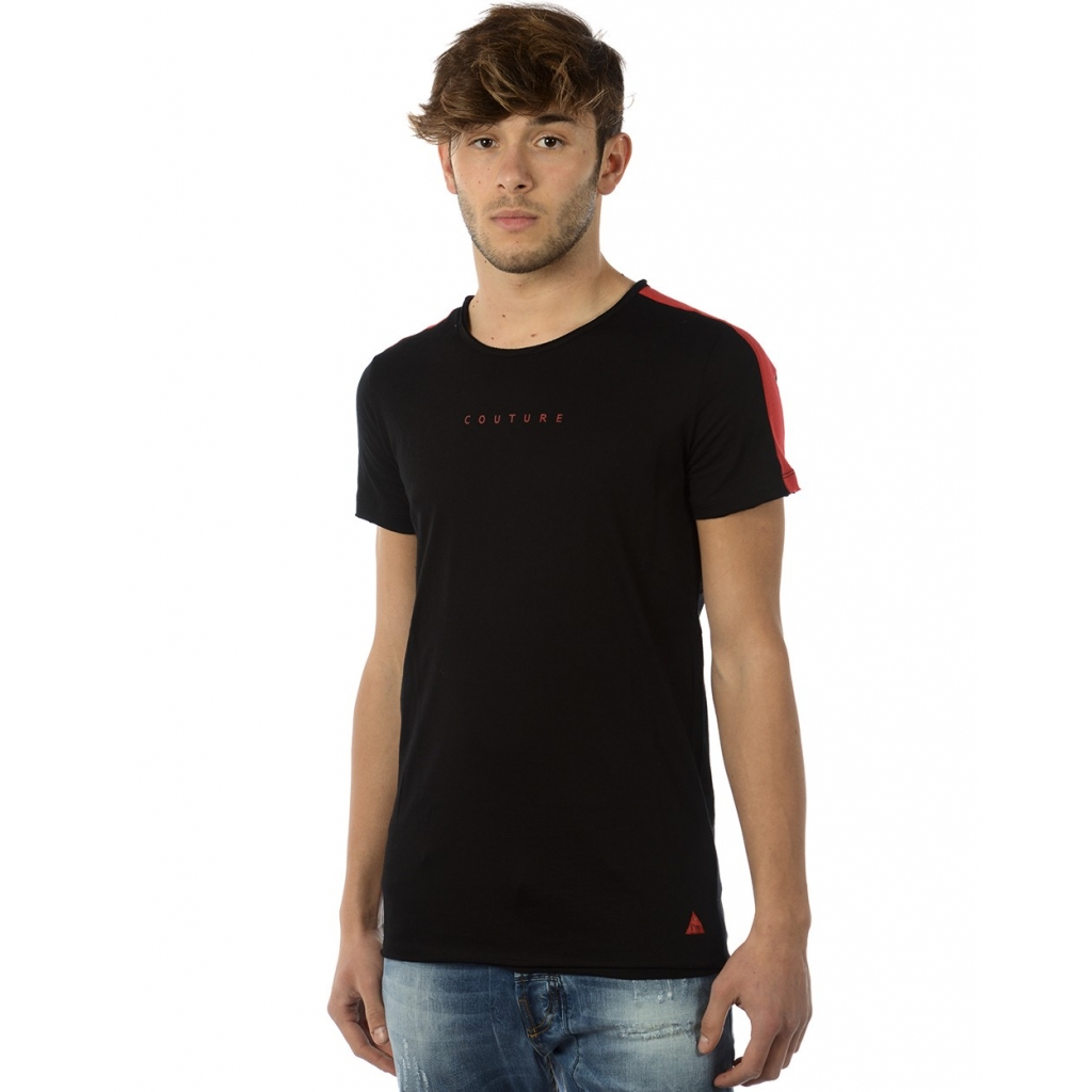 T-SHIRT NERO