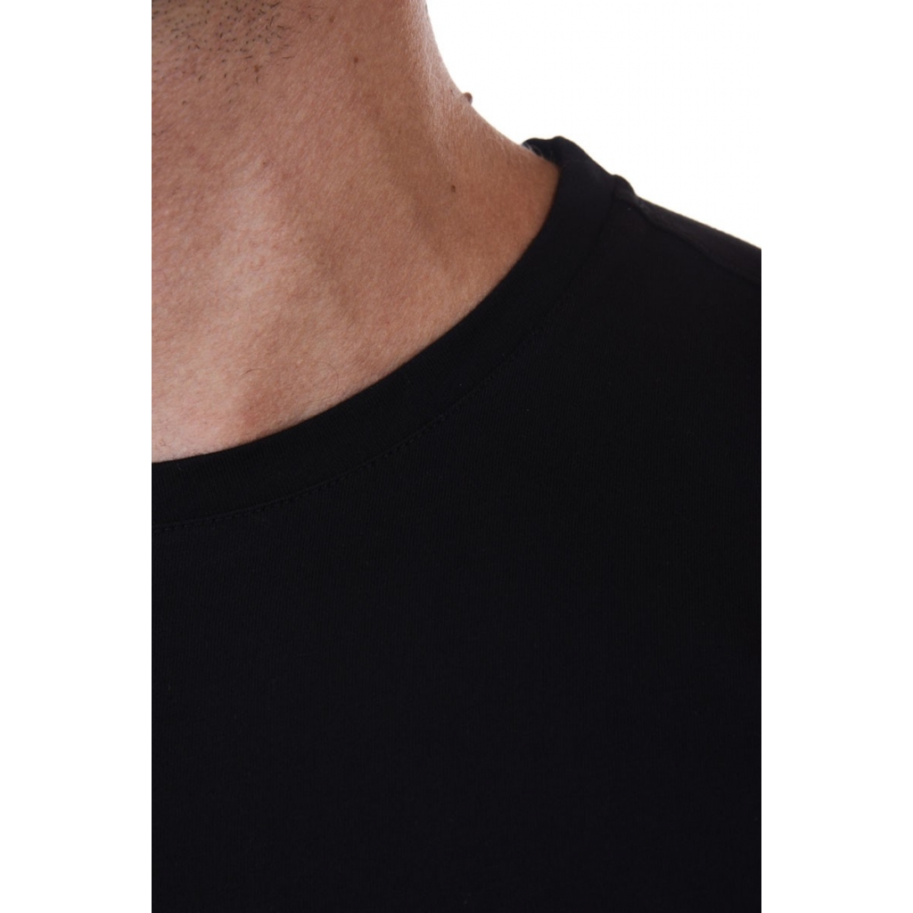 T-SHIRT NERO