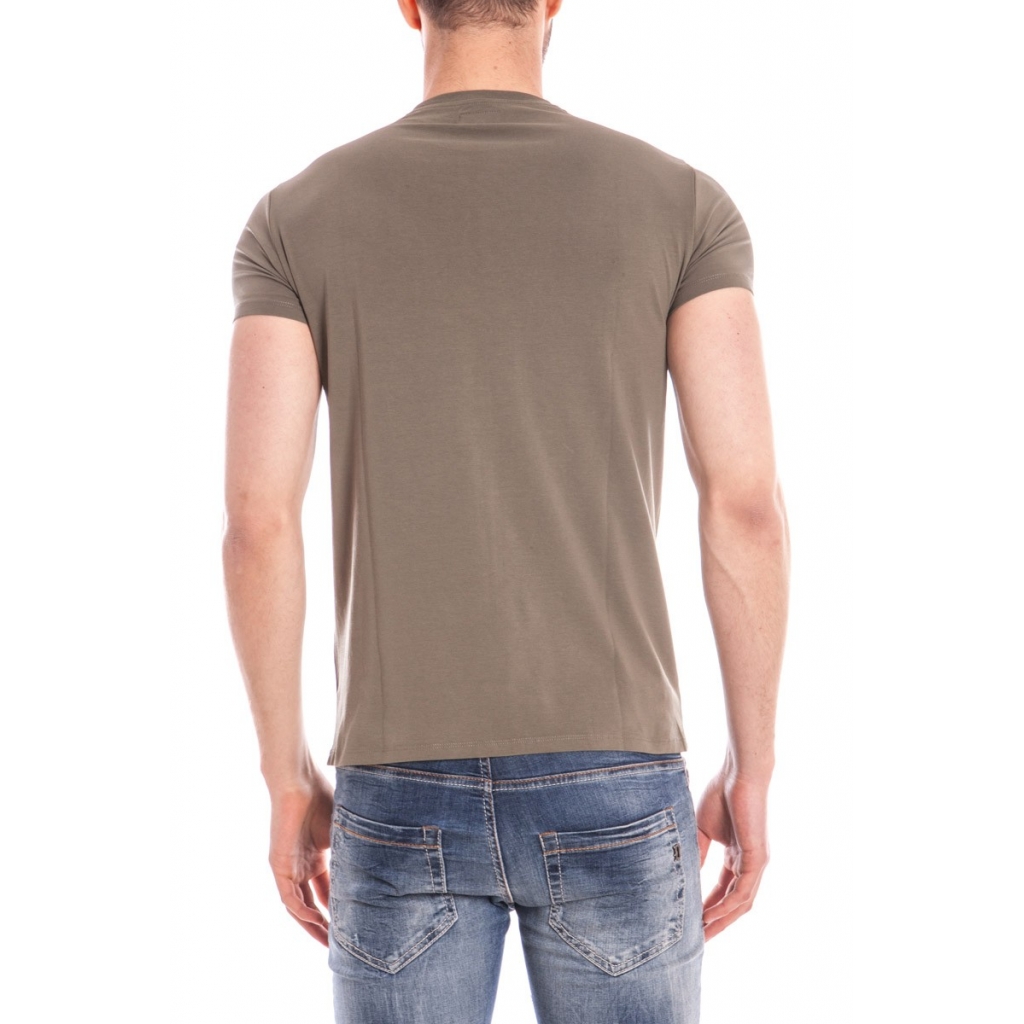 T-SHIRT VERDE