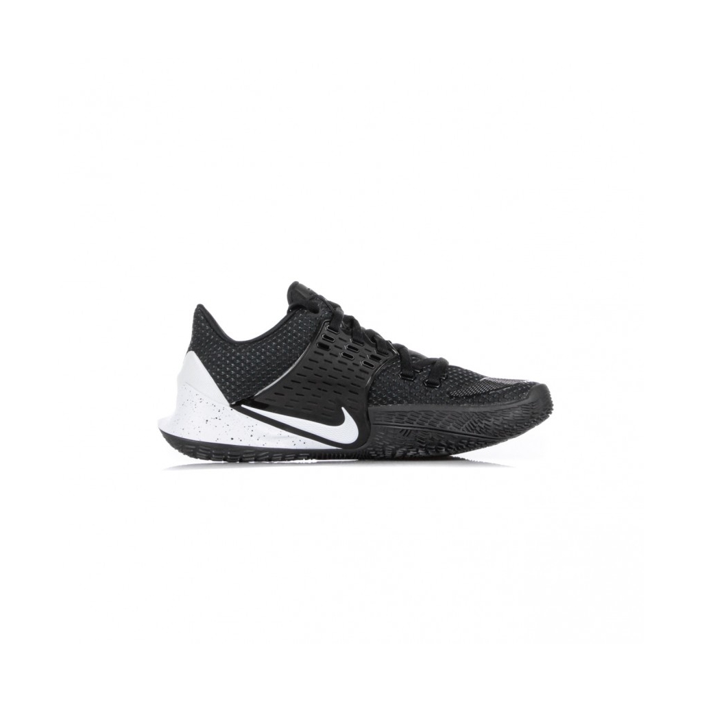 SCARPA BASSA KYRIE LOW 2 BLACK/WHITE