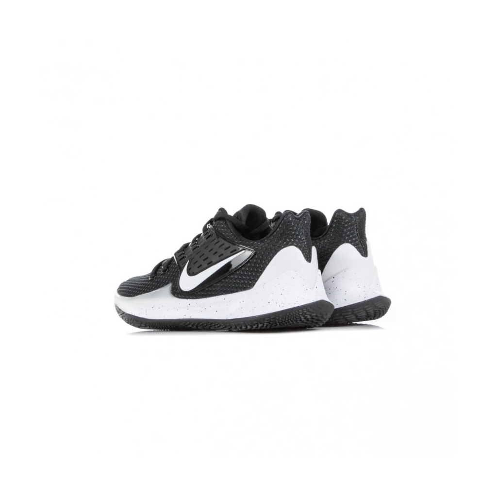 SCARPA BASSA KYRIE LOW 2 BLACK/WHITE