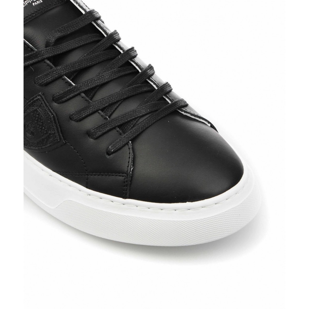 Sneaker TEMPLE LOW MAN VEAU nero