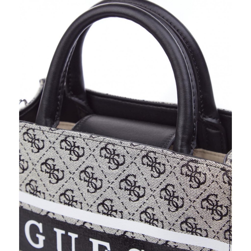 Mini borsa hotsell a mano