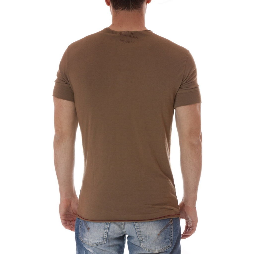 T-SHIRT MARRONE