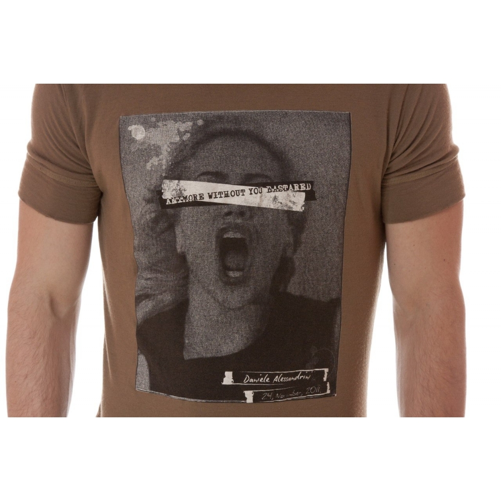 T-SHIRT MARRONE