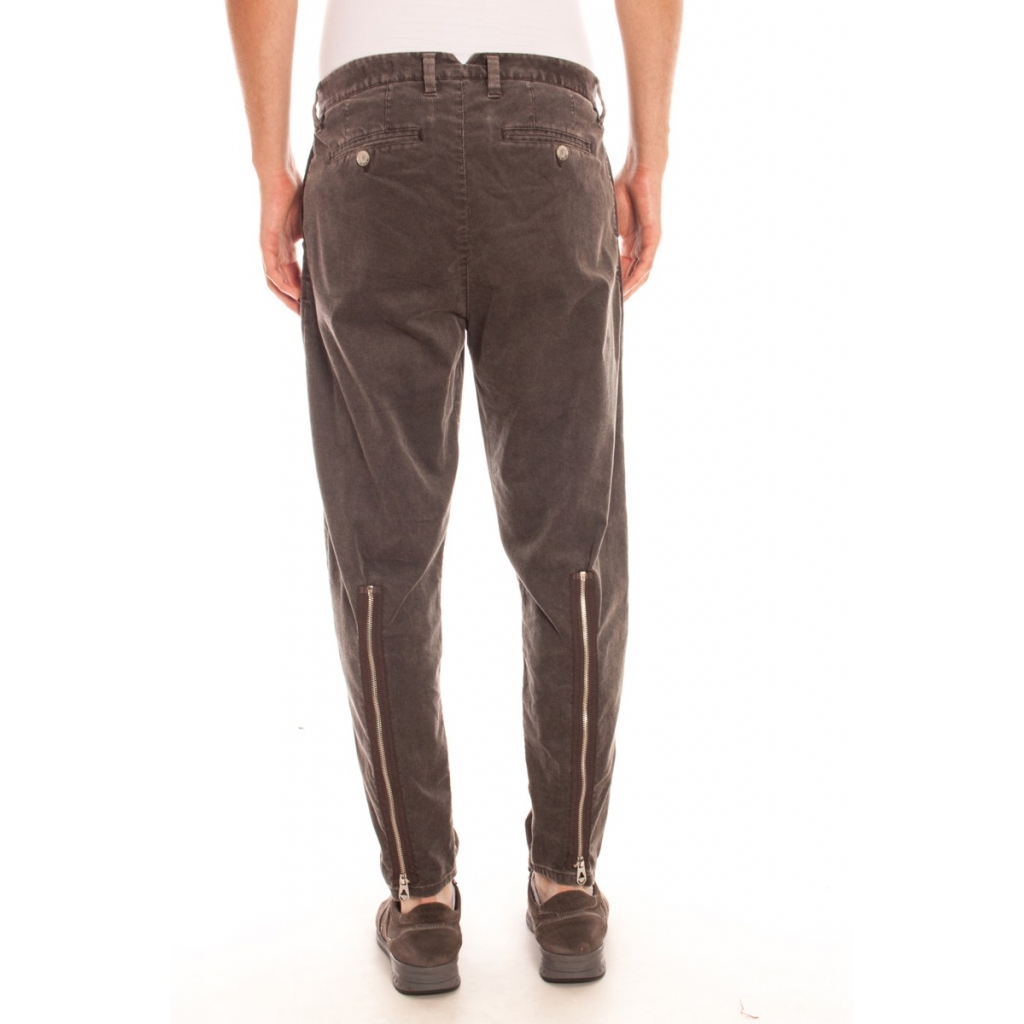 PANTALONI MADE IN CHINA MARRONE