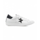 Sneakers con logo a stella bianco