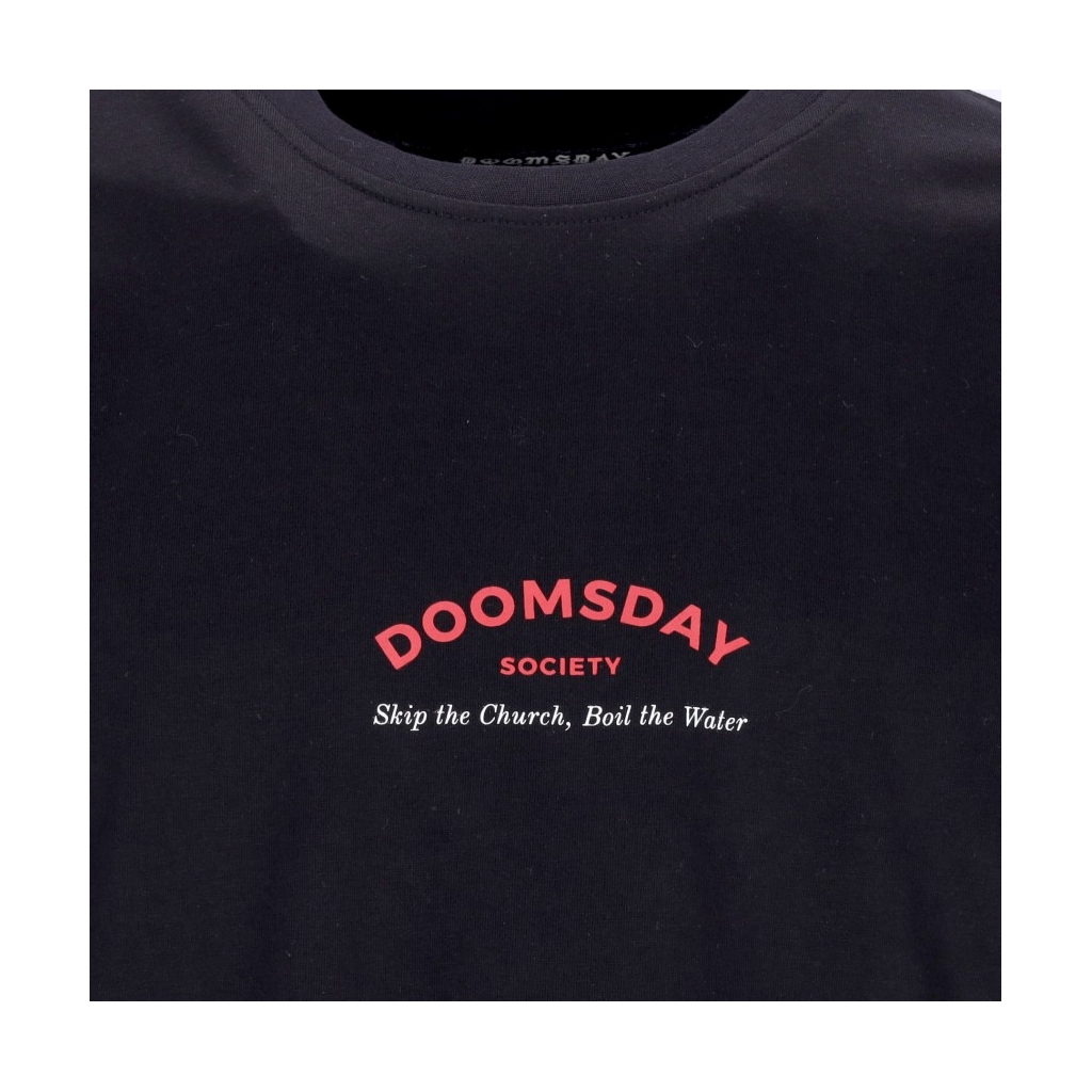 Magliette doomsday on sale