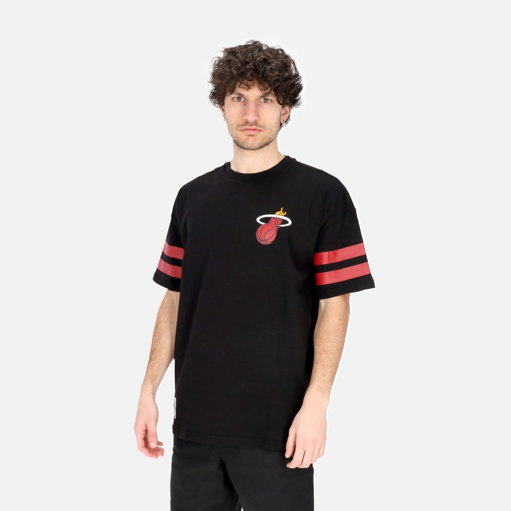 maglietta uomo nba arch graphic oversize tee miahea BLACK/PRINT RED