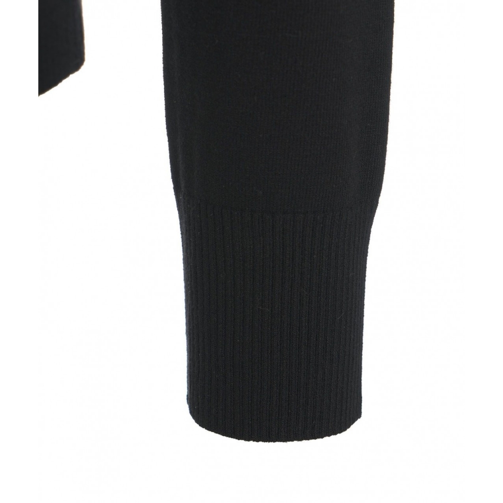 Maglia con applicazione di piume nero