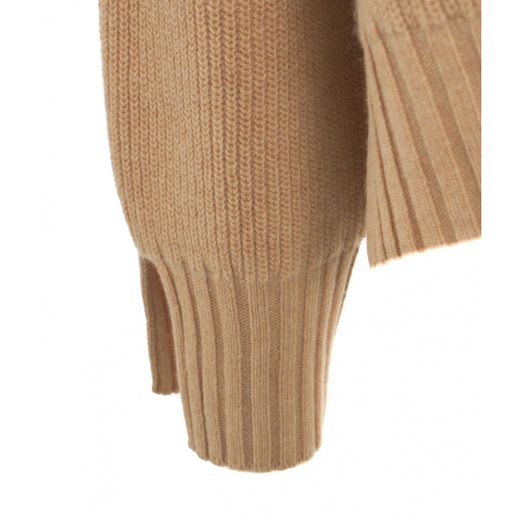 Maglione con cucitura laterale aperta Cammello