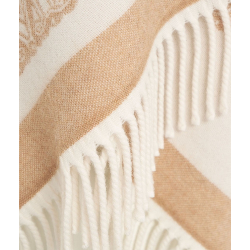 Mantella in lana vergine beige