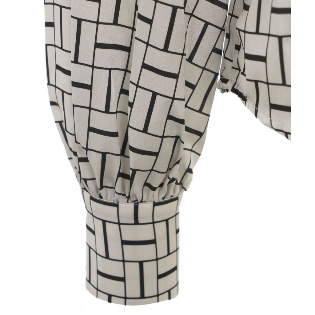 Camicia con collo a fiocco bianco