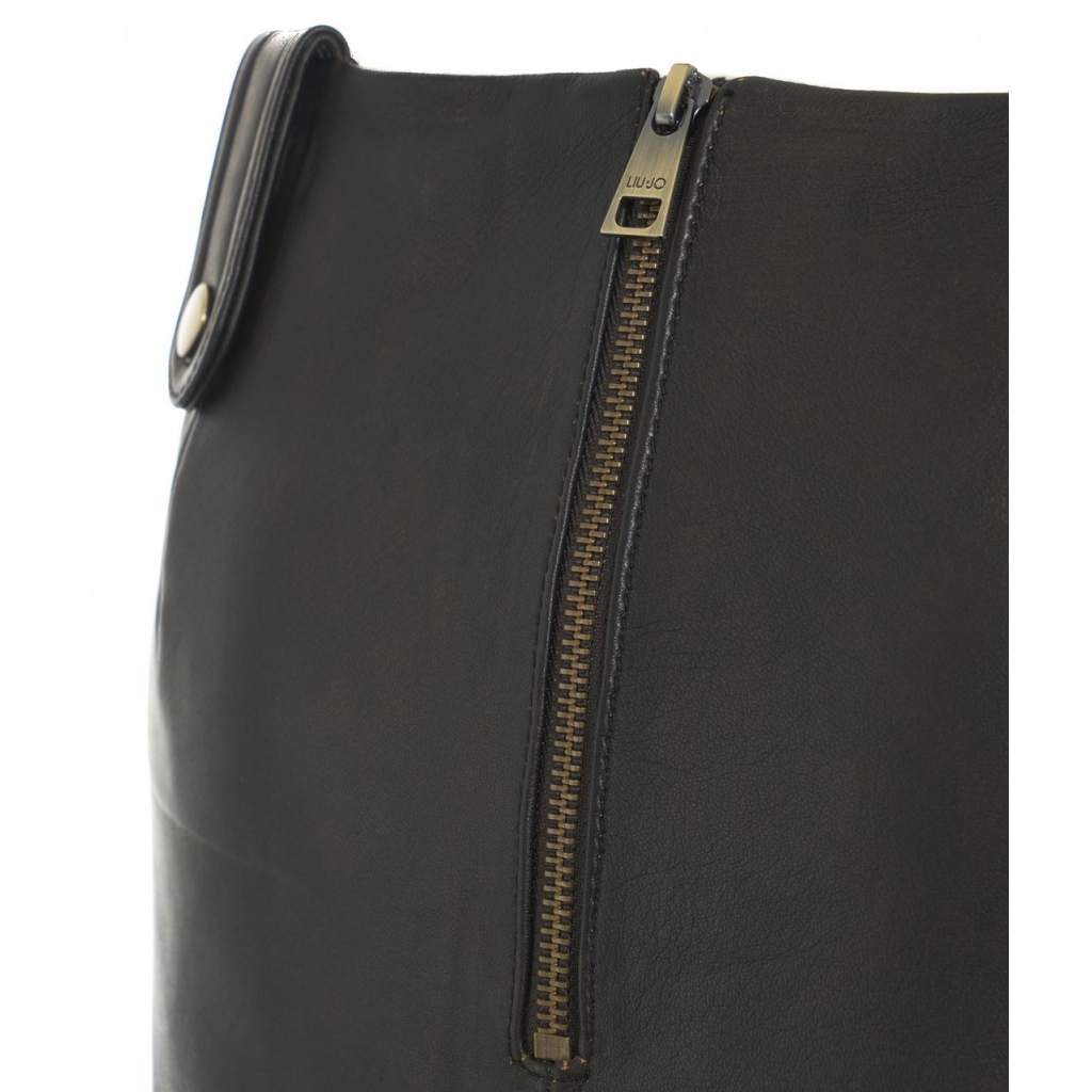 Mini gonna in pelle nero