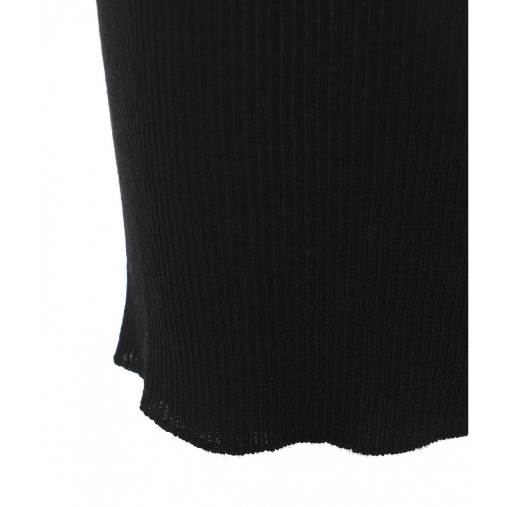 Abito in lana vergine a maglia nero