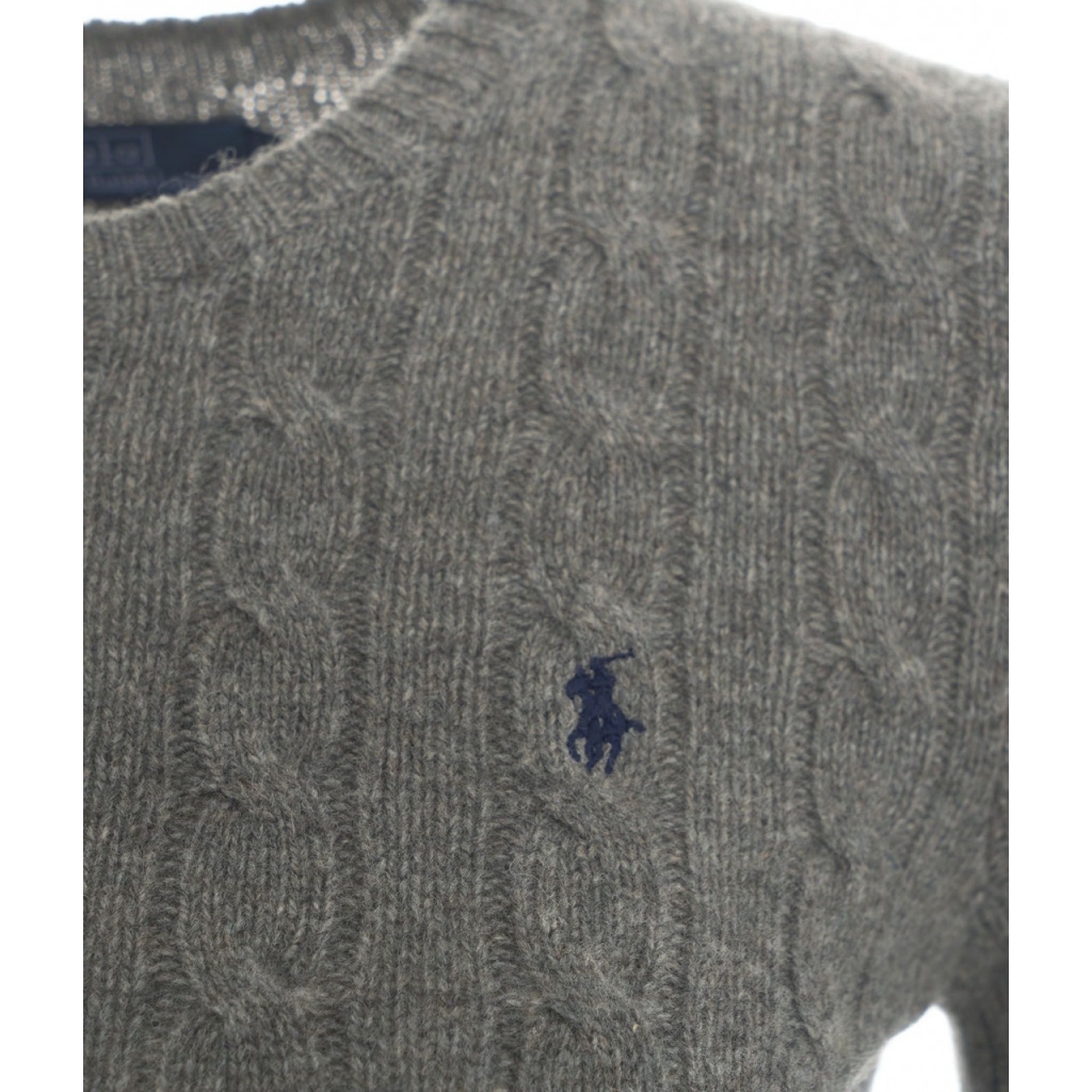 Maglione in lavorazione intrecciata grigio