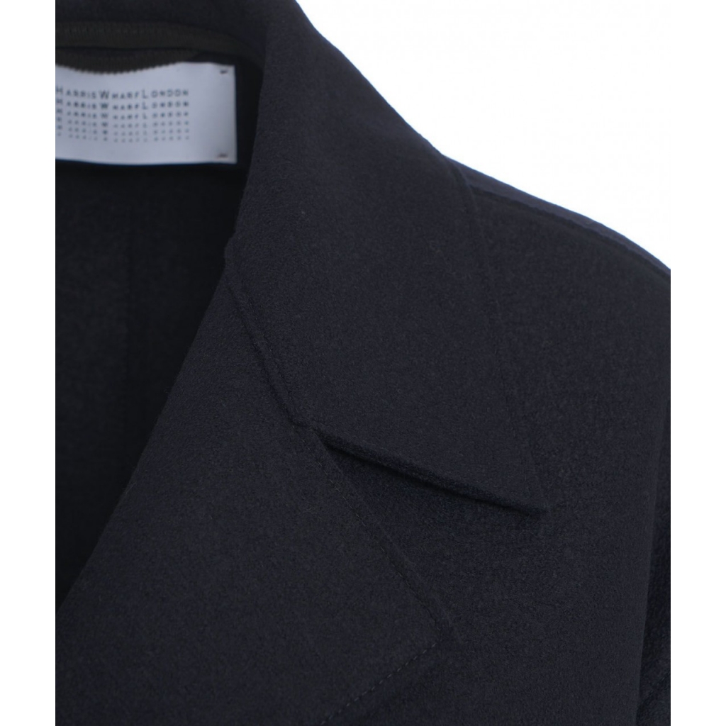 Cappotto con spalle a goccia in lana pressata blu scuro