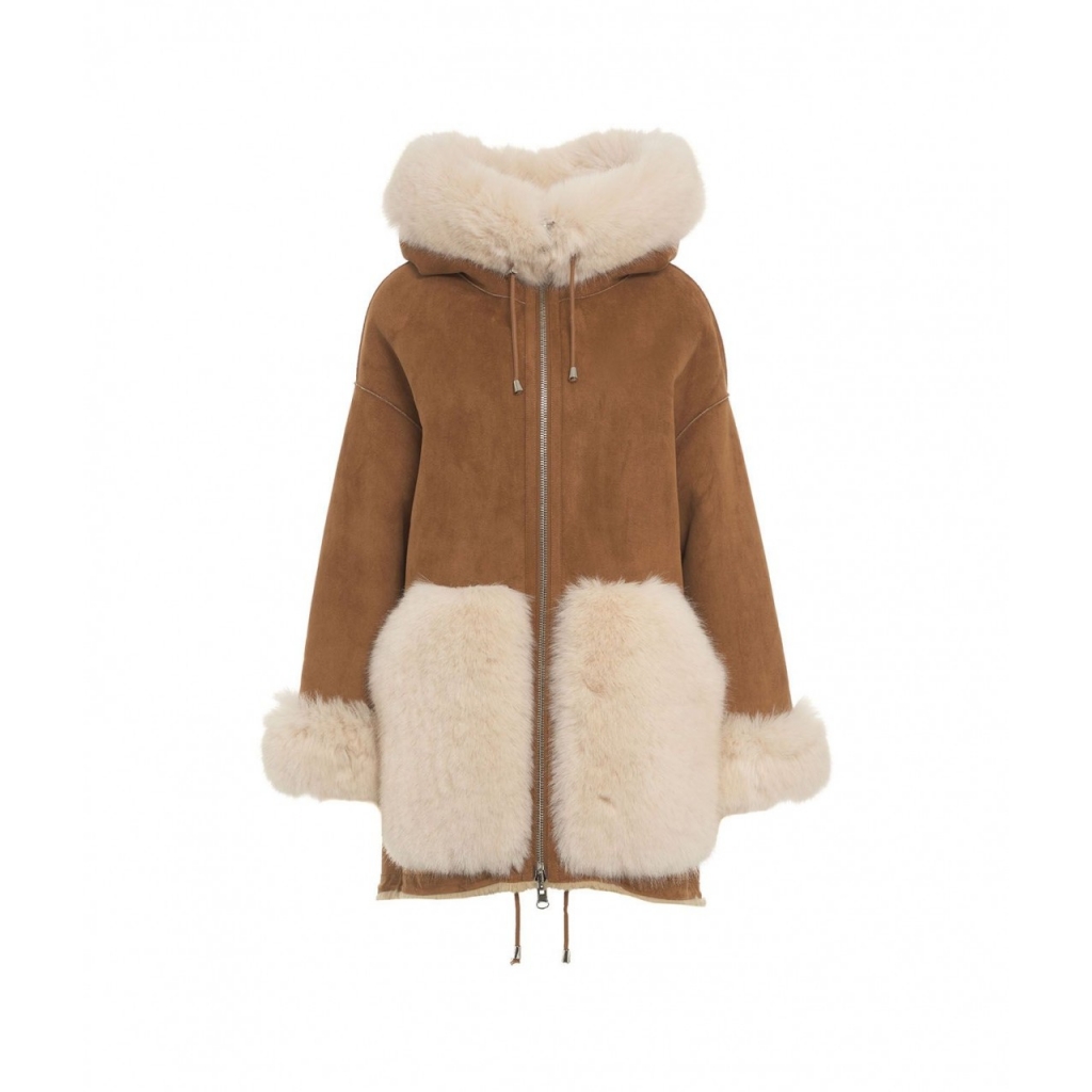 Giacca in ecopelle con pelliccia sintetica marrone