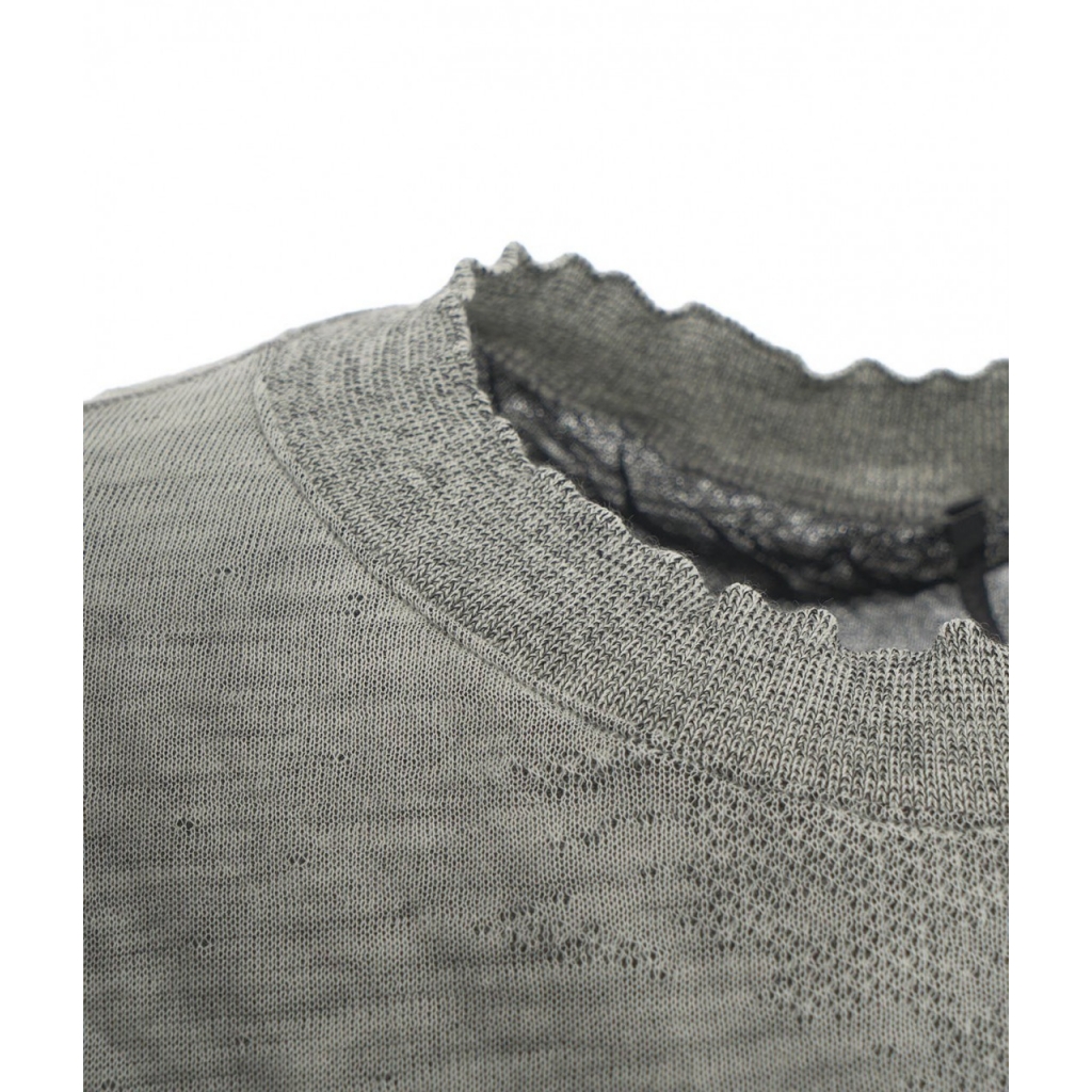 Maglia in look sgualcito grigio