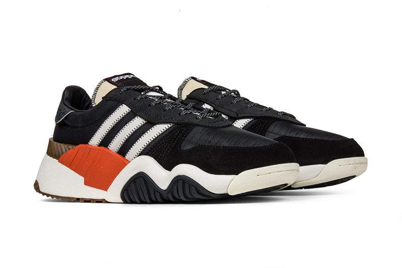 ALEXANDER WANG X ADIDAS ORIGINALS: LA COLLABORAZIONE CONTINUA